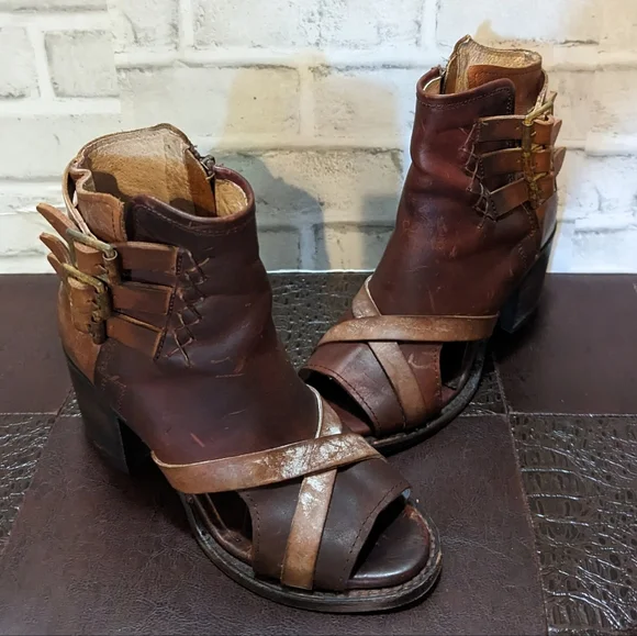 FreeBird RARE Peru Leather Ankle Bootie size 6 - Picture 13 of 15